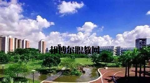 安陸深藍(lán)電子工業(yè)技術(shù)學(xué)校2020年報(bào)名條件、招生要求、招生對(duì)象