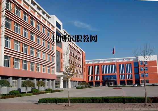 定西工貿中等專業(yè)學校2020年報名條件、招生要求、招生對象