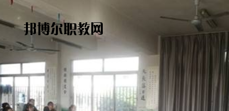 秦皇島燕成中等專業(yè)學(xué)校2020年報名條件、招生要求、招生對象 