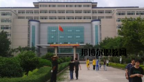 梅州技師學(xué)院2020年報(bào)名條件、招生要求、招生對象