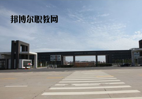 江西建設(shè)工程學(xué)校2020年報(bào)名條件、招生要求、招生對(duì)象