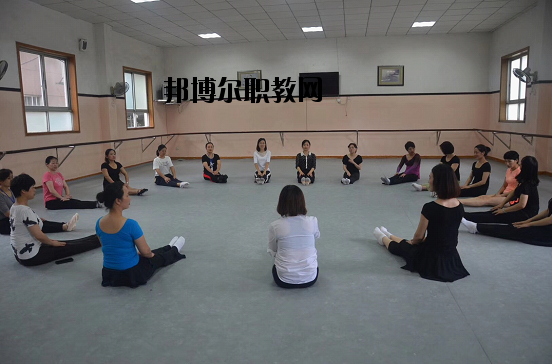 南昌青山湖區(qū)職業(yè)技術學校2020年報名條件、招生要求、招生對象 