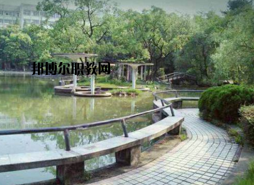 南昌經(jīng)濟(jì)管理學(xué)校2020年報(bào)名條件、招生要求、招生對象