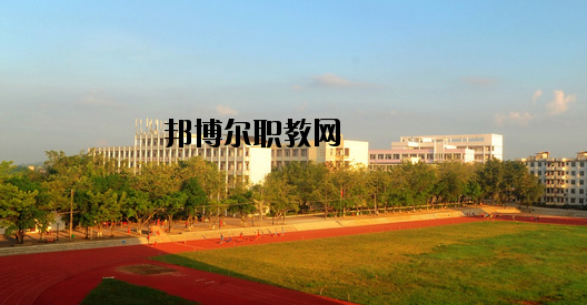平南中等職業(yè)技術(shù)學(xué)校2020年報名條件、招生要求、招生對象