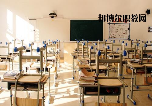 寧波東坤職業(yè)高級中學(xué)2020年報名條件、招生要求、招生對象