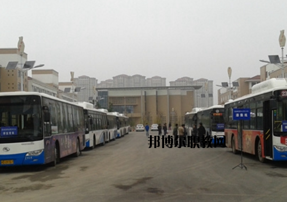 淮南職業(yè)教育中心2020年報名條件、招生要求、招生對象