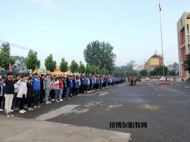 通許中等職業(yè)學(xué)校2021年報(bào)名條件、招生要求、招生對(duì)象