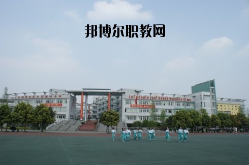 成都武侯高新職業(yè)技術(shù)學(xué)校2020年報(bào)名條件、招生要求、招生對(duì)象