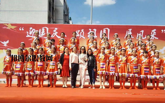 阜陽現(xiàn)代職業(yè)教育學(xué)校2020年報(bào)名條件、招生要求、招生對(duì)象