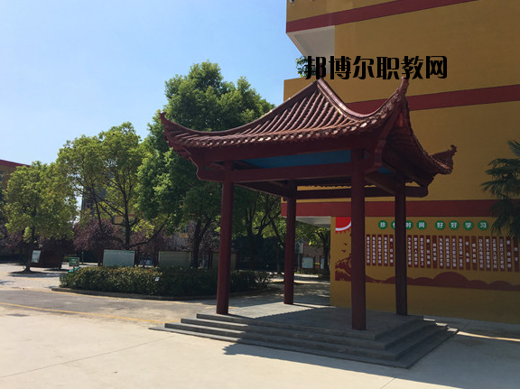潁上信息工程學(xué)校怎么樣、好不好