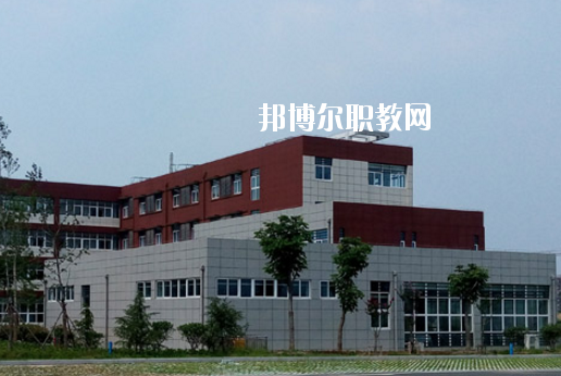 天長工業(yè)學(xué)校2020年報(bào)名條件、招生要求、招生對象