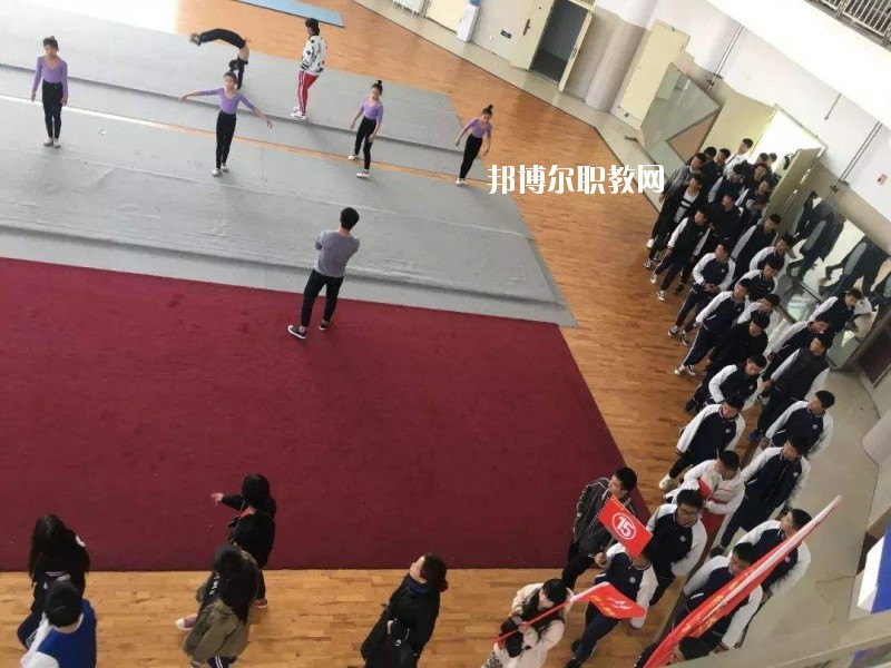 濮陽(yáng)雜技藝術(shù)學(xué)校2021年學(xué)費(fèi)、收費(fèi)多少