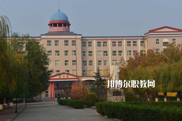 南陽廣播電視中等專業(yè)學校2021年報名條件、招生要求、招生對象