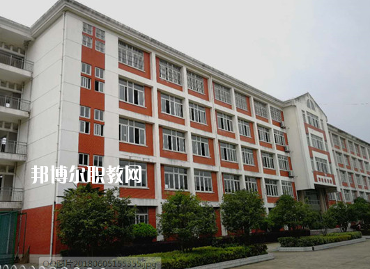 合肥通用技術(shù)學(xué)校2020年報名條件、招生要求、招生對象