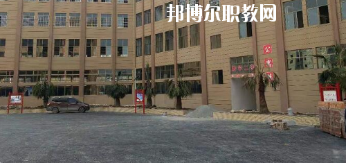 貴州航空工業(yè)技師學(xué)院樂灣校區(qū)2020年報(bào)名條件、招生要求、招生對(duì)象