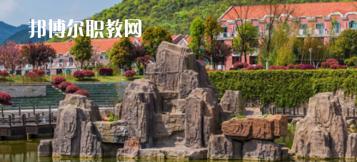 貴陽幼兒師范高等?？茖W校(中職部)2020年有哪些專業(yè)