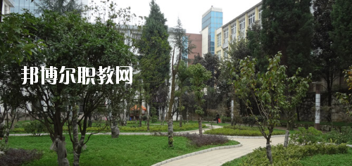 貴陽(yáng)白云區(qū)職業(yè)技術(shù)學(xué)校2020年報(bào)名條件、招生要求、招生對(duì)象