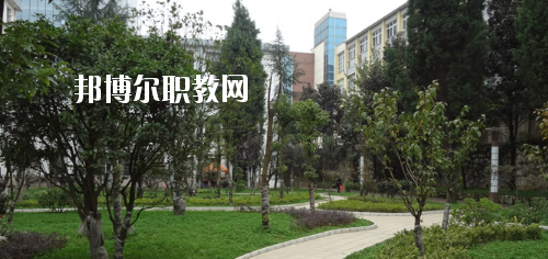貴陽白云區(qū)職業(yè)技術(shù)學校怎么樣，好不好