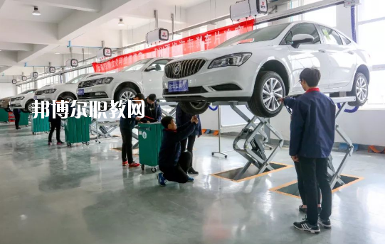 廣東2020年哪個(gè)大專學(xué)校的汽修學(xué)校好