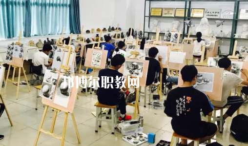 惠州科貿(mào)職業(yè)技術(shù)學(xué)校2020年報(bào)名條件、招生要求、招生對(duì)象