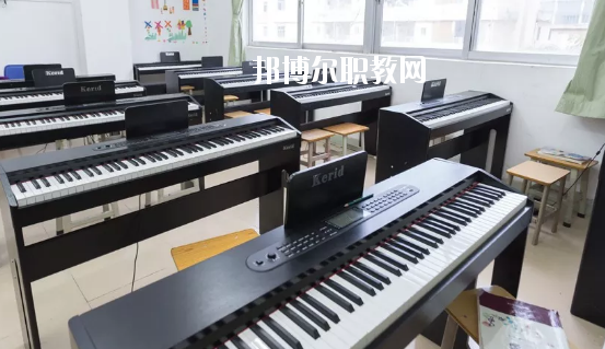 惠州惠陽(yáng)財(cái)經(jīng)外貿(mào)職業(yè)技術(shù)學(xué)校2020年報(bào)名條件、招生要求、招生對(duì)象