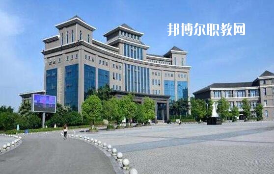 重慶2020年初中生不去衛(wèi)校怎么辦