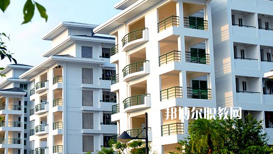 梅州職業(yè)技術(shù)學校2020年報名條件、招生要求、招生對象