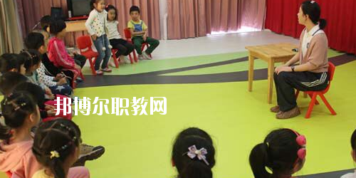 貴州2020年幼師學(xué)校什么專業(yè)適合男生