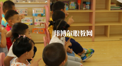 貴州2020年適合男生的幼師學(xué)校專業(yè)