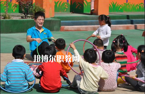 貴州2020年男生讀幼師學校怎么樣