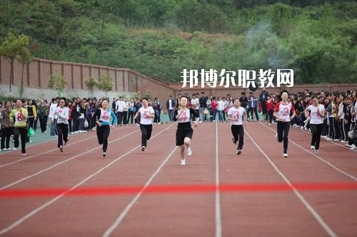 四川2020年幼師學校有什么專業(yè)適合男生