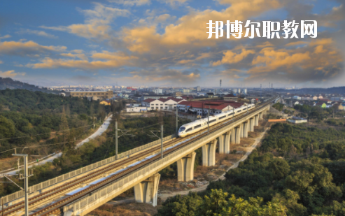 甘肅2020年高鐵學(xué)校是大專還是中專