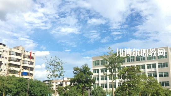 梅縣技工學(xué)校2020年報(bào)名條件、招生要求、招生對(duì)象