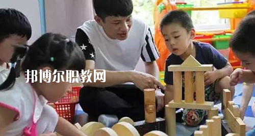 貴州2020年讀幼師學(xué)校多少錢