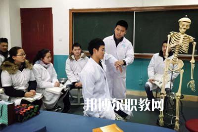成都2020年讀衛(wèi)校需要什么