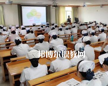 成都2021年衛(wèi)校讀幾年