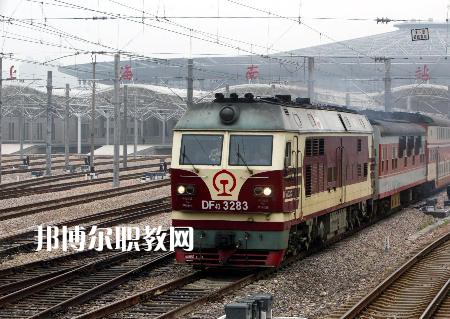 四川2021年初中生能上鐵路學校嗎