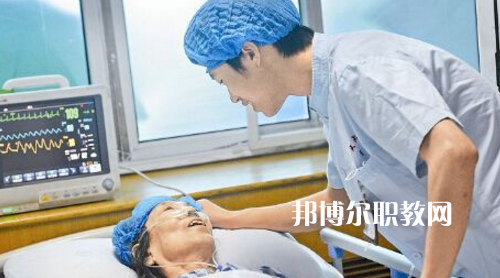 貴陽2021年讀衛(wèi)校什么專業(yè)最好