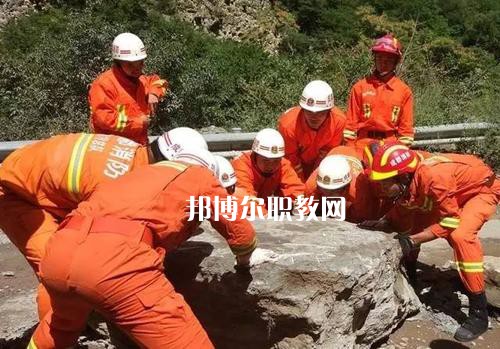 四川2021年女生適合消防技術(shù)工程學校嗎