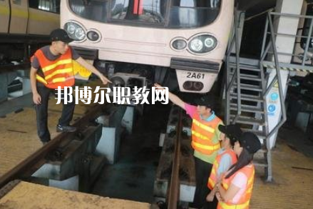重慶2021年男生可以讀鐵路學校嗎