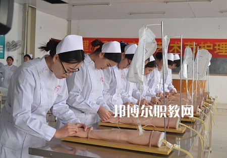 成都2020年衛(wèi)校招生有哪些要求