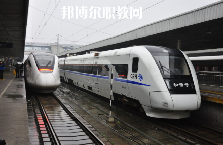 重慶2021年鐵路學(xué)校好找工作嗎