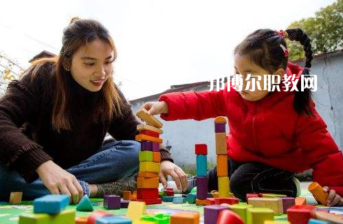 武漢2021年幼師學(xué)校干什么的
