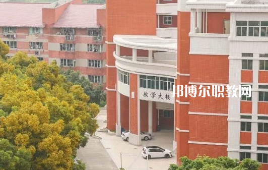 汕頭幼兒師范學(xué)校2021年報名條件、招生要求、招生對象