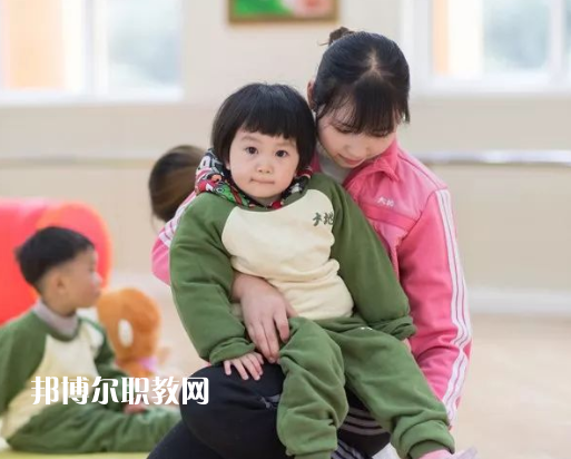 武漢2021年哪個(gè)學(xué)校有幼師學(xué)校
