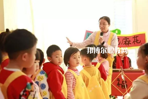 武漢2021年哪個大專學校幼師學校好