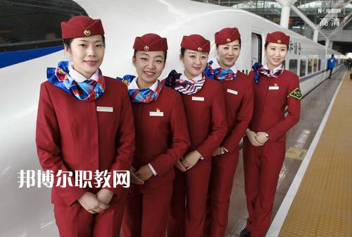 四川2021年初中生讀鐵路學(xué)校好嗎