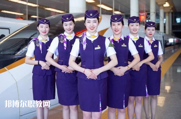 重慶2021年女生在鐵路學校學什么好