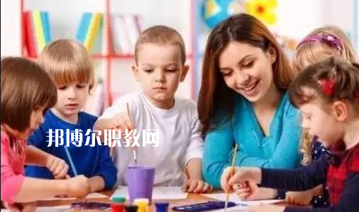武漢2021年初中生可以上幼師學(xué)校嗎