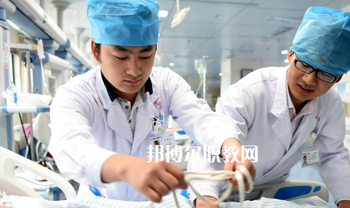 貴陽2021年衛(wèi)校好還是大專好